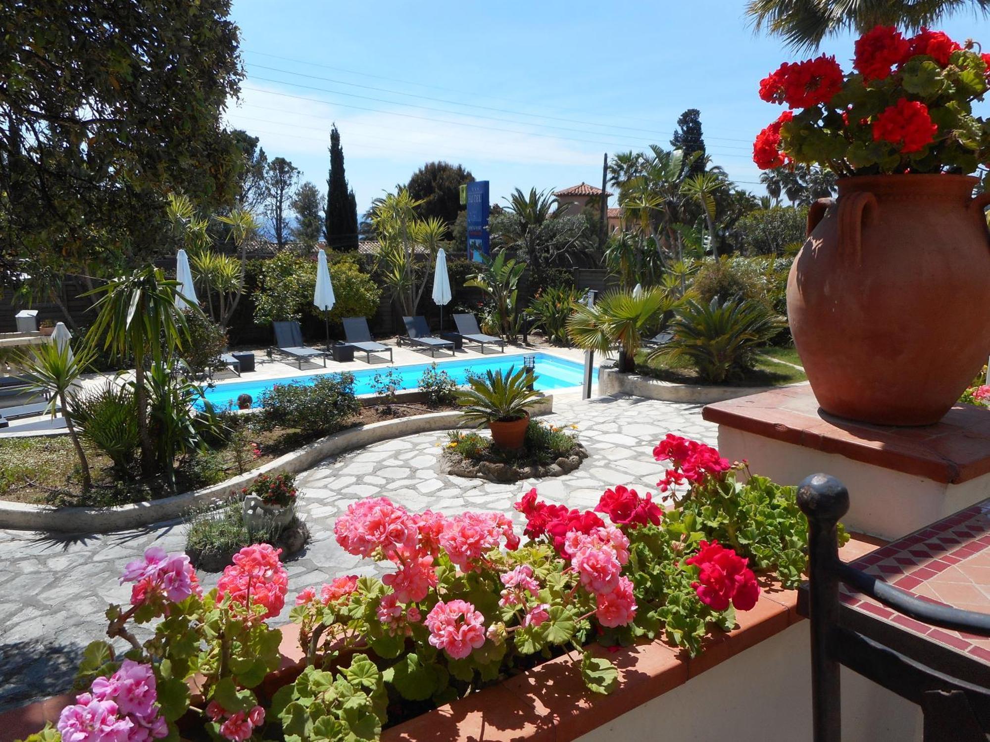 Hotel La Quietude Les Issambres Zewnętrze zdjęcie